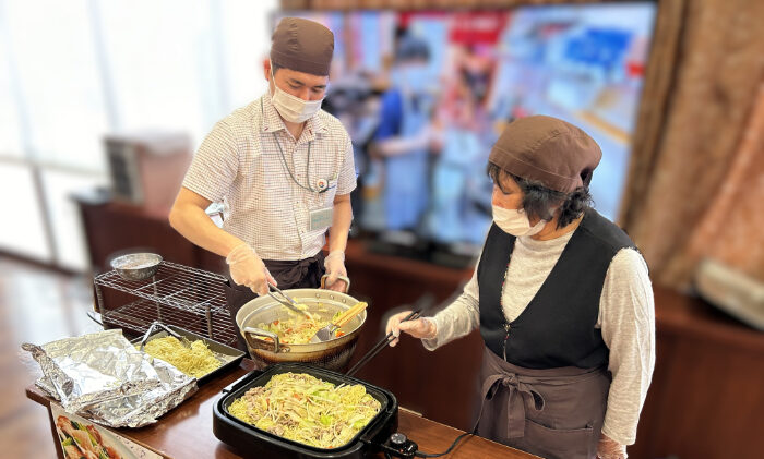 お昼ご飯　俺の塩焼きそば！！ ～ 癒しのデイサービス越谷