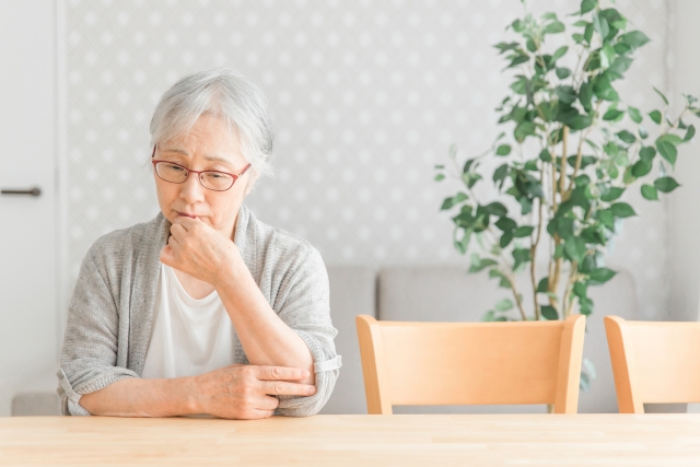 高齢者の脈正常値はどれくらい？測り方や変動する主な要因も紹介